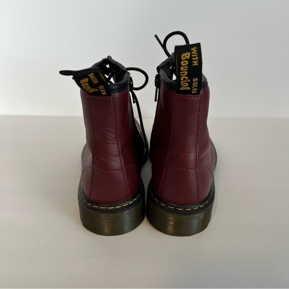 Dr. Martens 1460 Originals Union Jack 8 Eye Lace Up Boot - Picture 3 of 6
